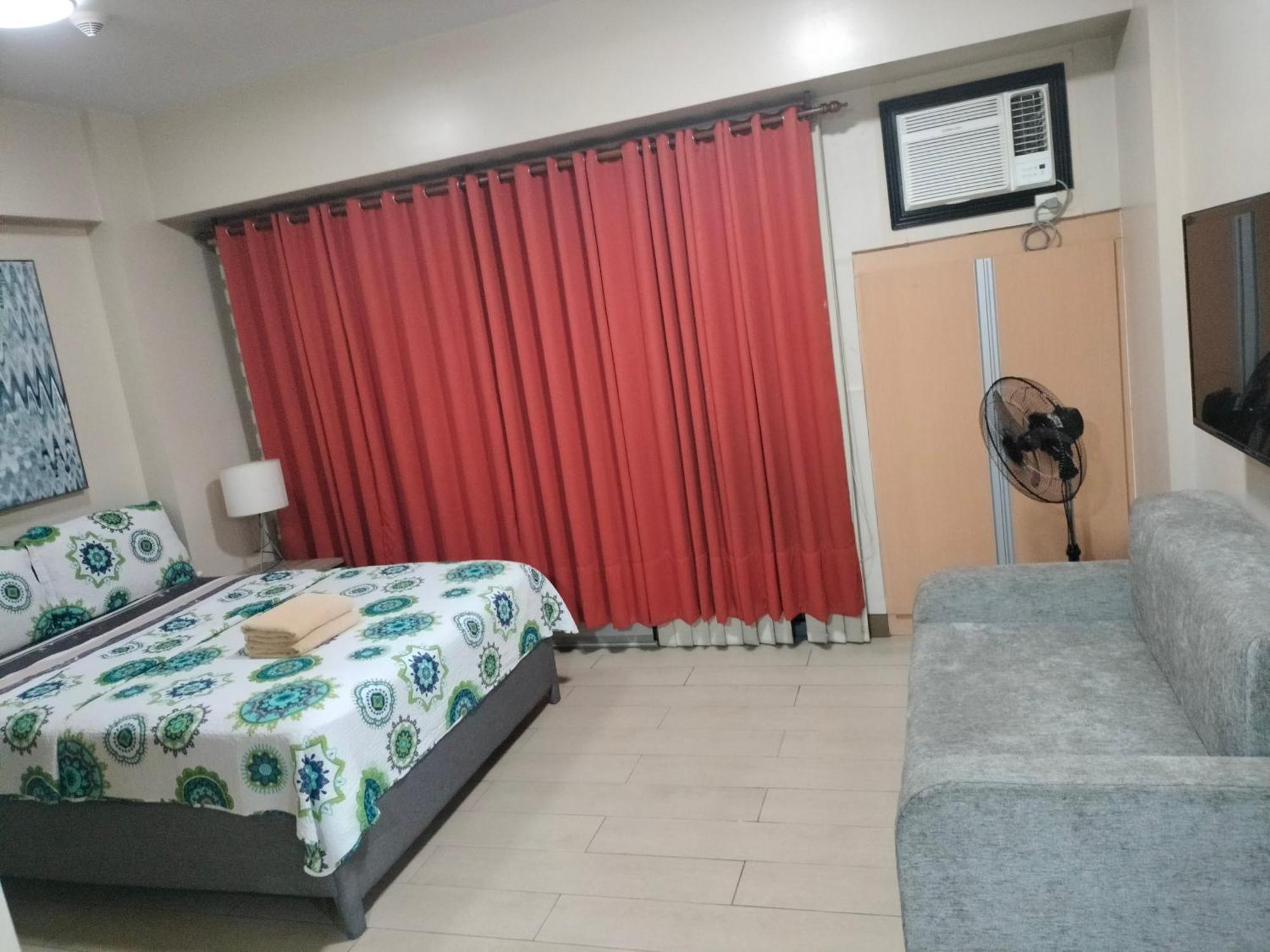 Condotel Near Airport Pasay Exterior foto