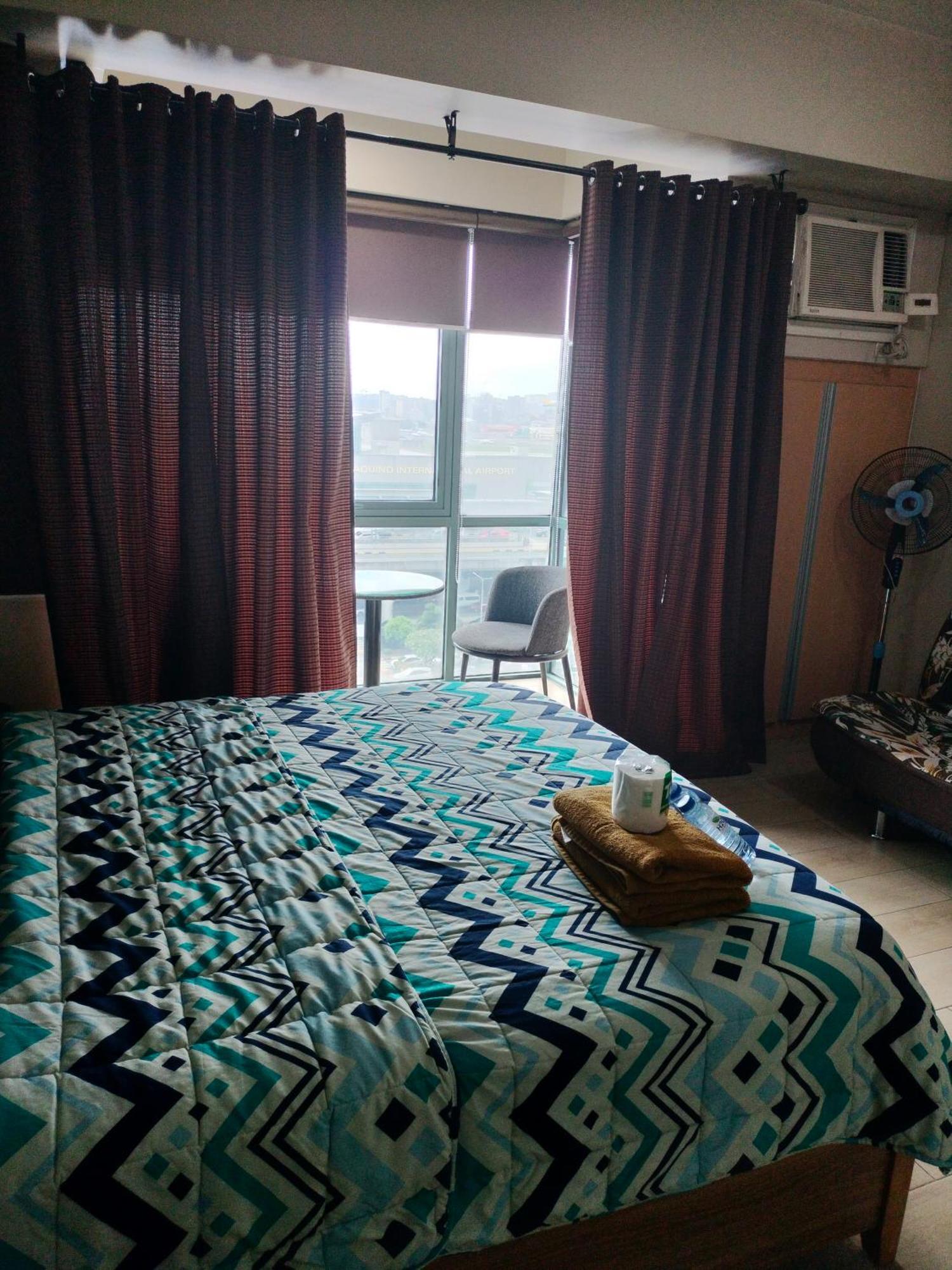 Condotel Near Airport Pasay Exterior foto